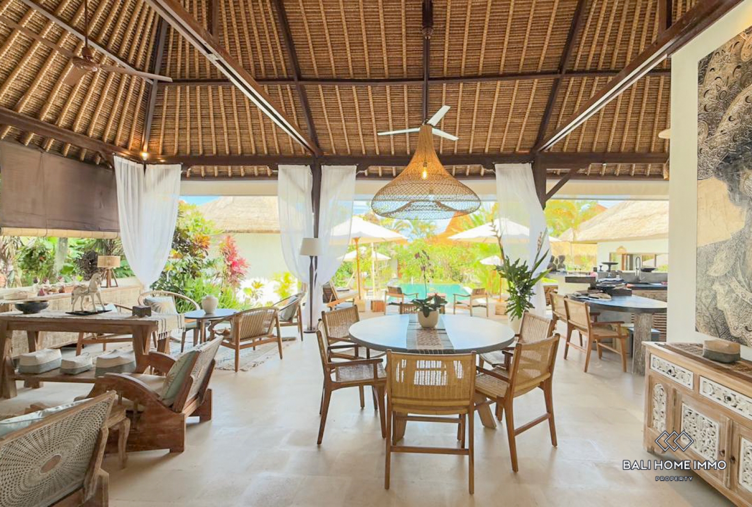 Beautiful 3 Bedrooms villa for monthly rentals in Bali Canggu padonan — image 6