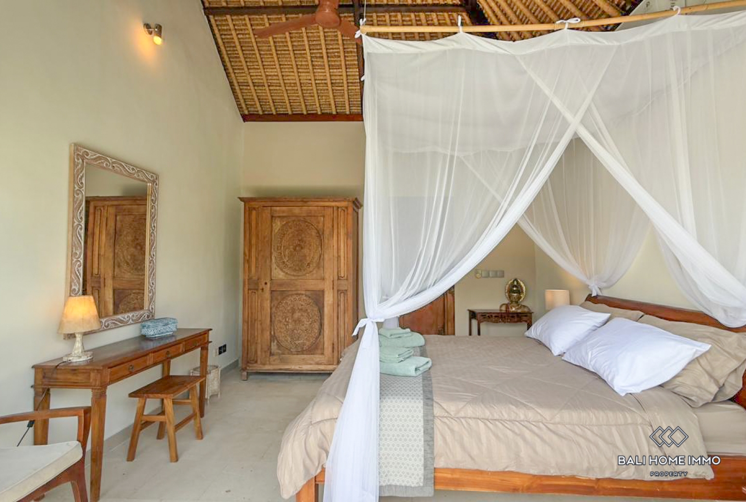 Beautiful 3 Bedrooms villa for monthly rentals in Bali Canggu padonan — image 12