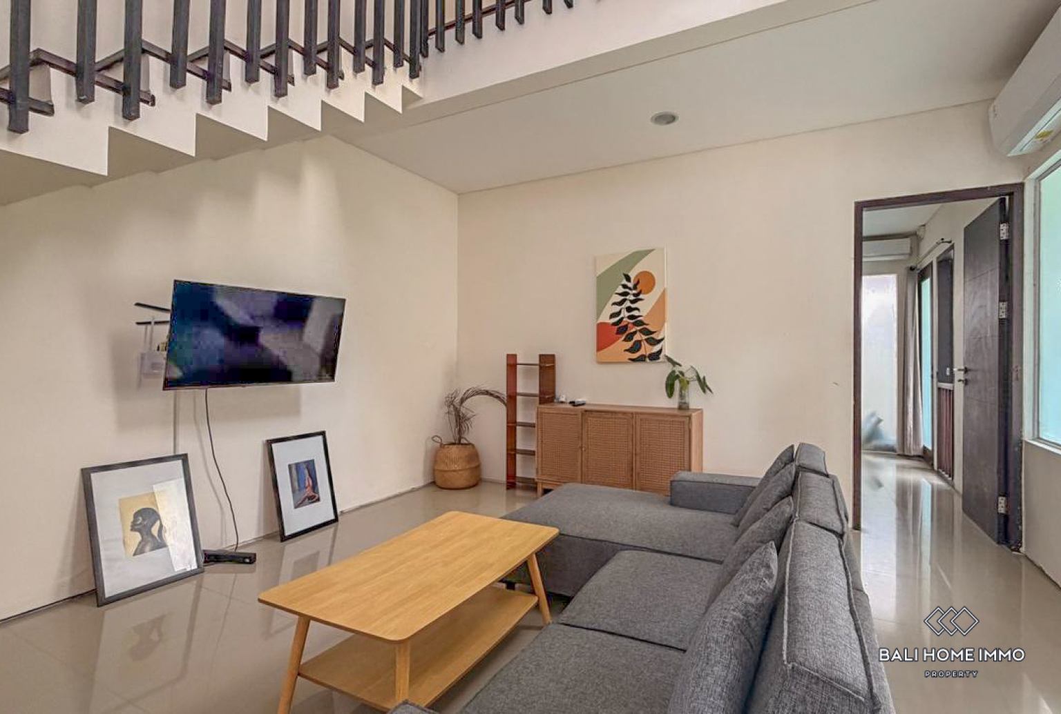 Beautiful 3 Bedrooms villa for rental in Canggu residential side