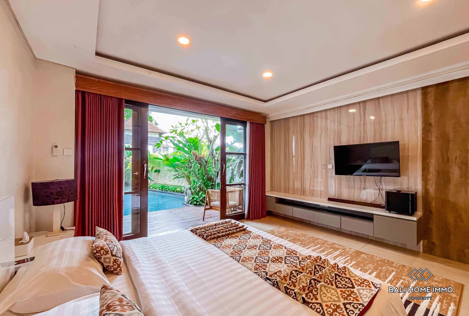 BEAUTIFUL 3 BEDROOMS VILLA FOR YEARLY AND MONTHLY RENTAL IN BALI - JIMBARAN — image 8
