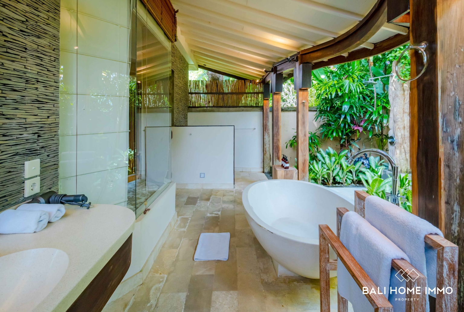 BEAUTIFUL 3 BEDROOMS VILLA FOR YEARLY & MONTHLY RENTAL IN UNGASAN — image 13