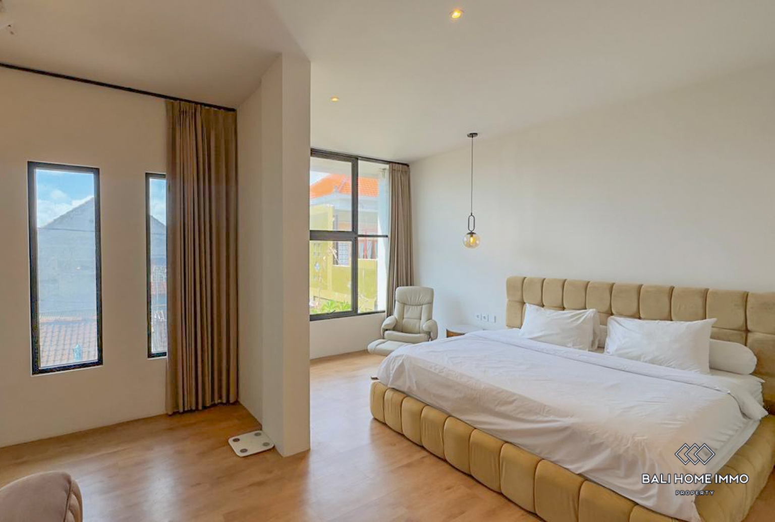 Beautiful 3 Bedrooms villa for yearly rental in Bali Canggu Berawa — image 9