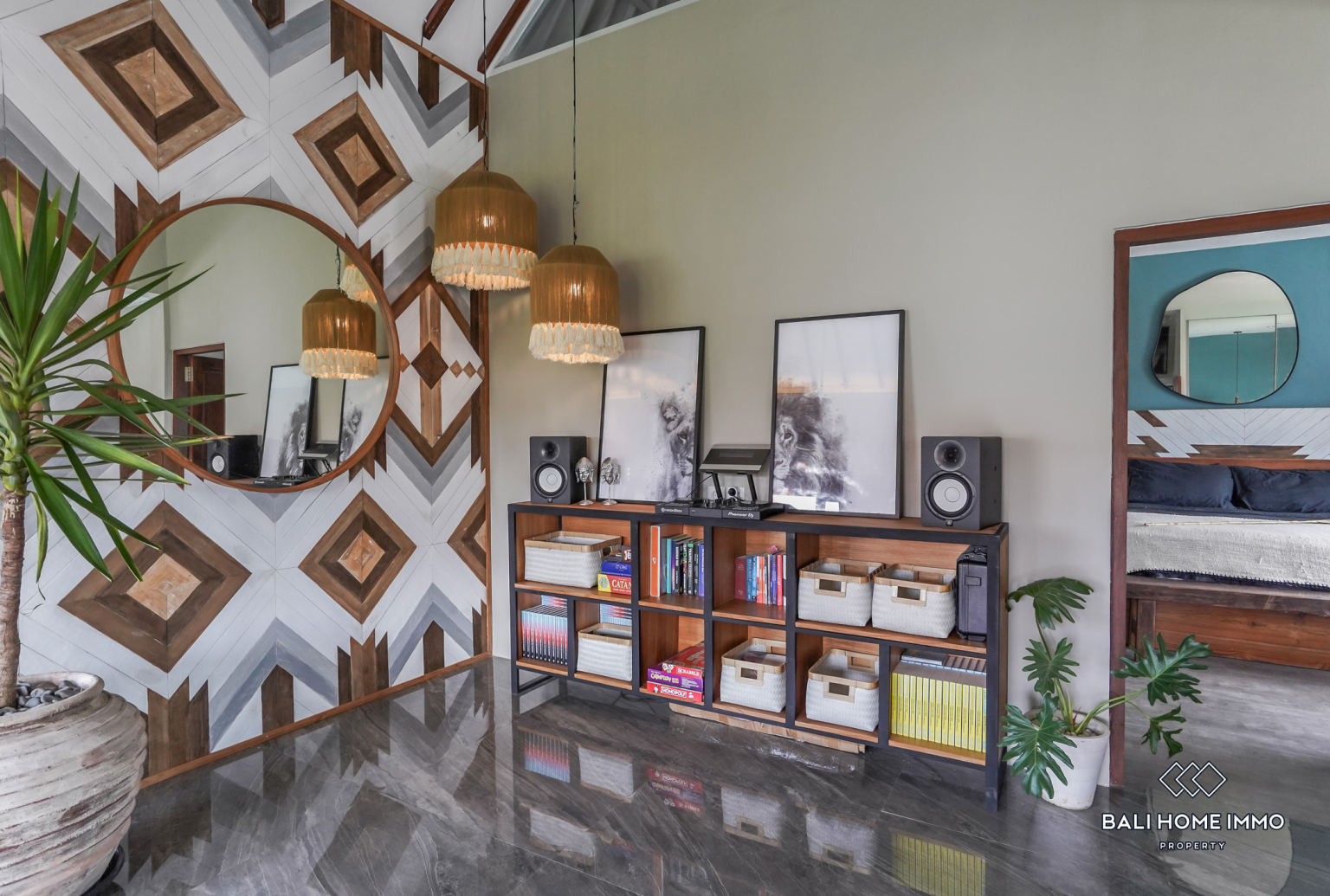 Beautiful 3 bedrooms villa for yearly rental in Bali - Canggu Padang linjong — image 8