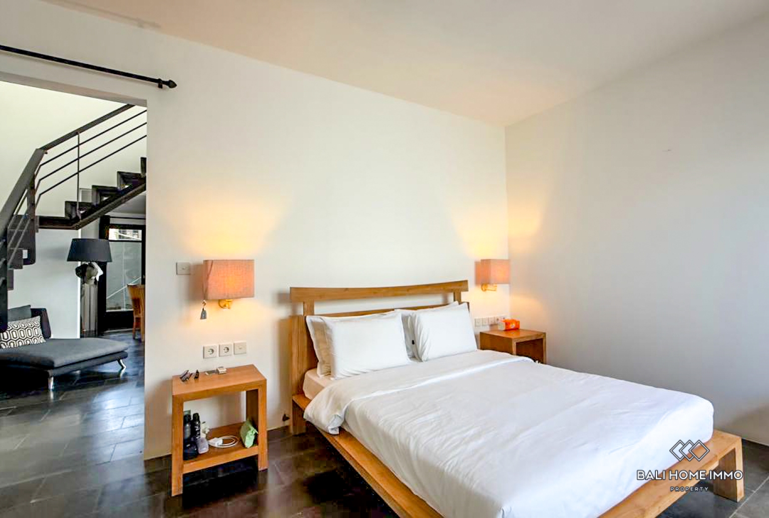 Beautiful 3 Bedrooms villa for Yearly rental in Bali Near Umalas and Berawa — image 13