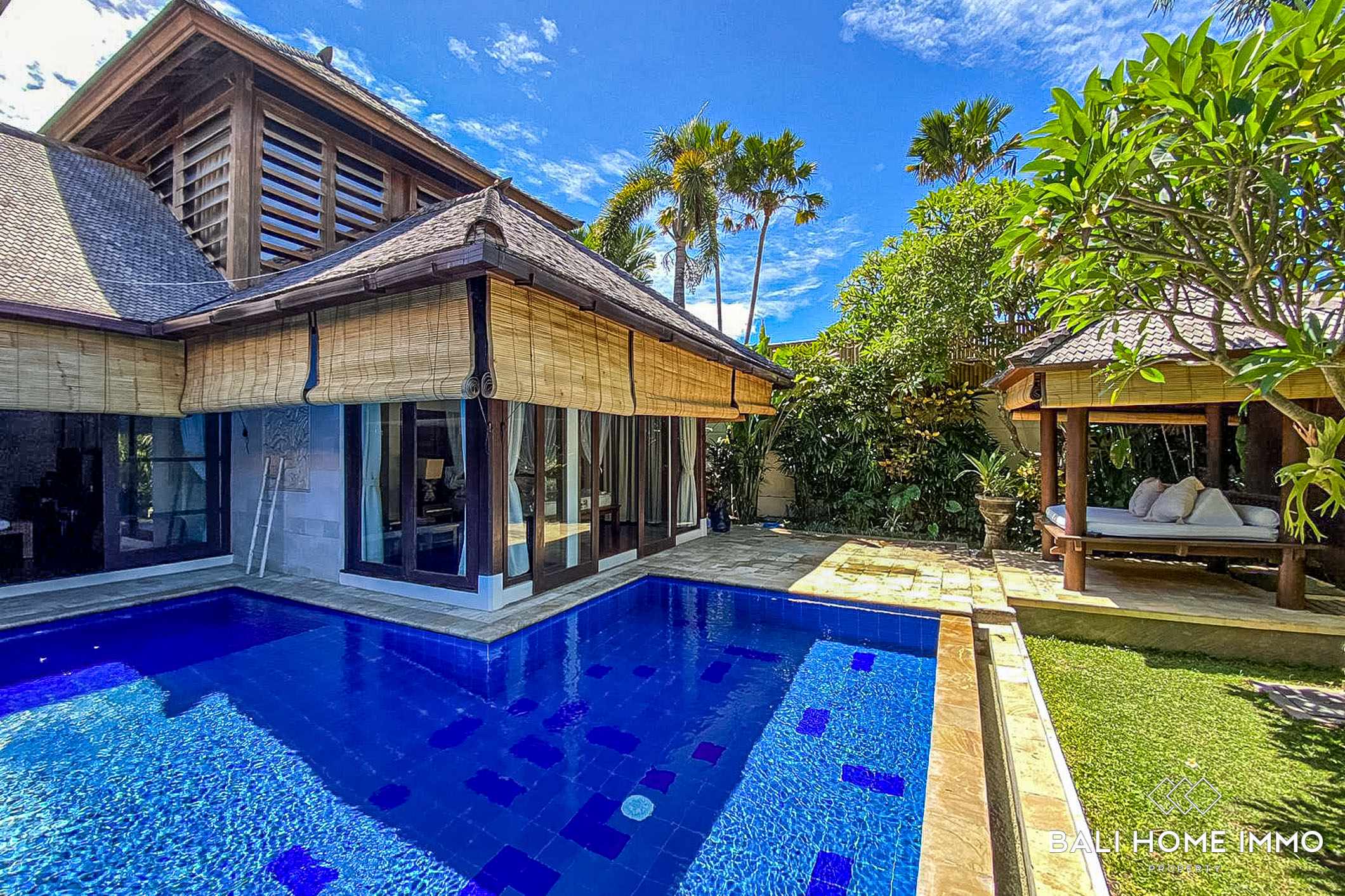 Beautiful 4 Bedroom villa for monthly rental in Bali Batu Belig