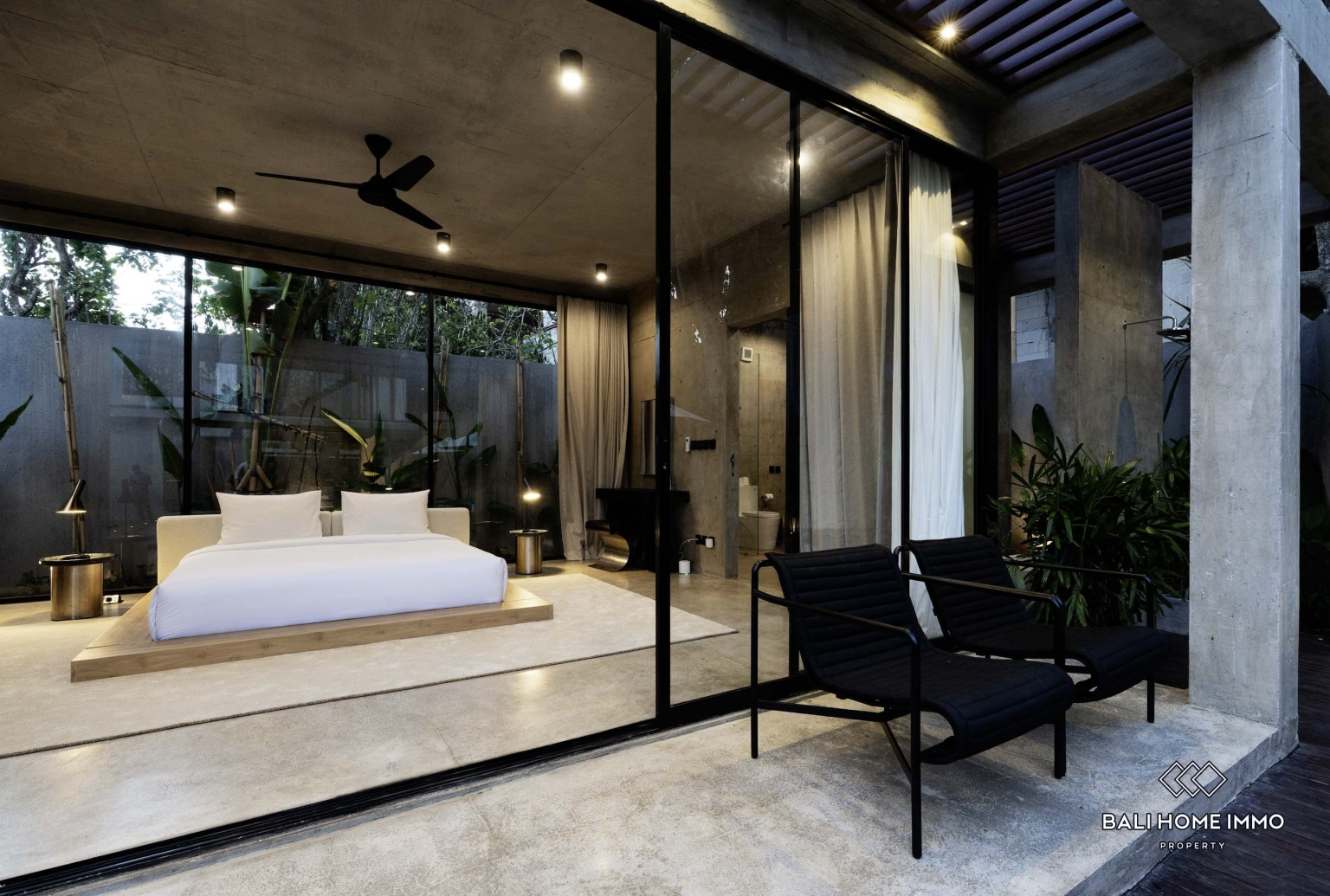 BEAUTIFUL 5 BEDROOMS VILLA FOR YEARLY & MONTHLY RENTAL IN ULUWATU - NYANG NYANG — image 11