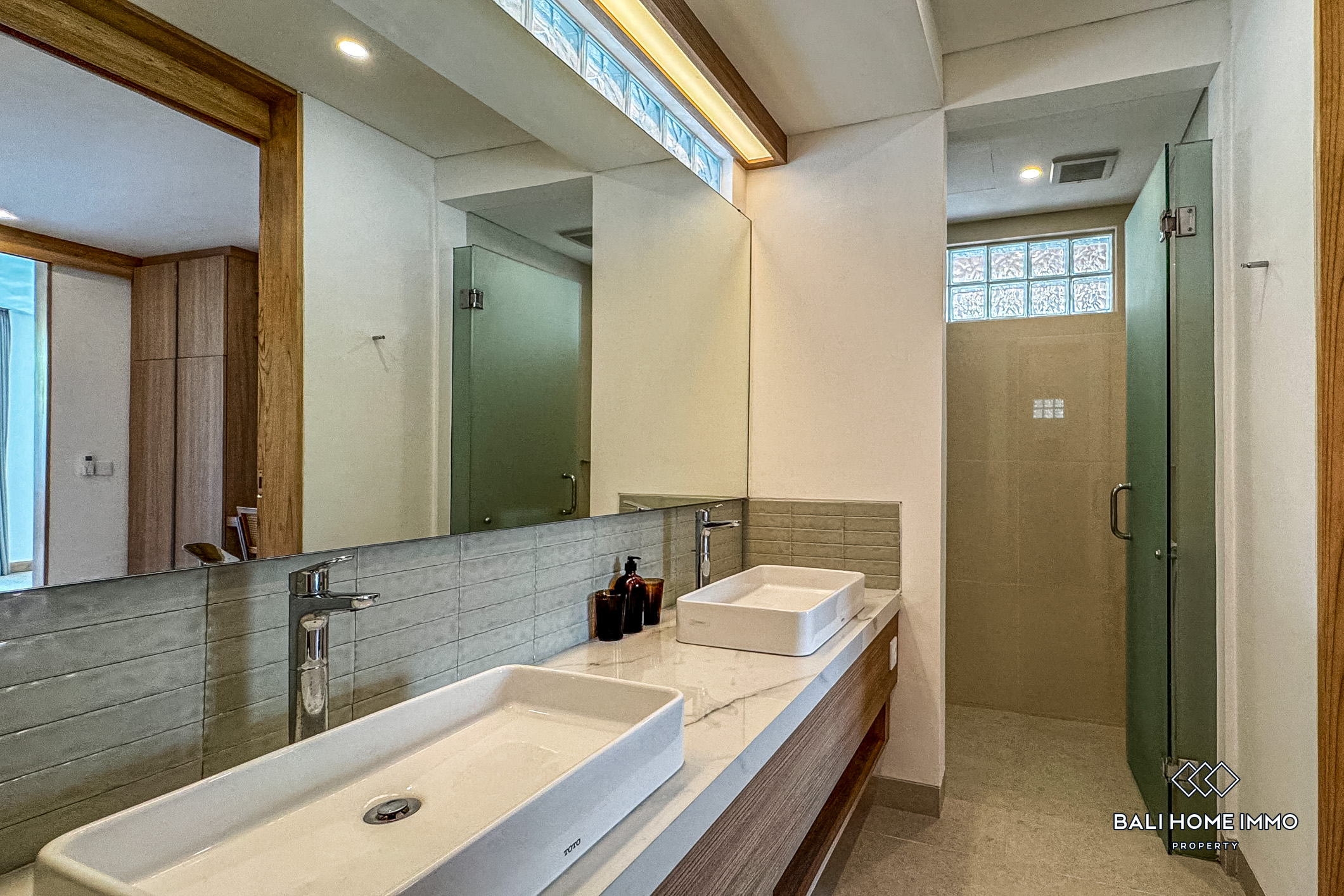 Beautiful Design 2 Bedrooms villa for rental in Buduk Bali — image 11