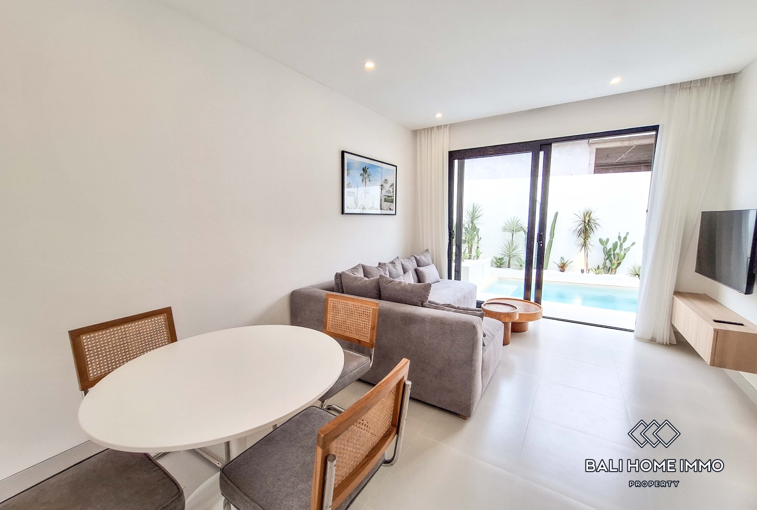 Brand New 1 Bedroom Villa for Rent in Canggu Residential Side — image 2