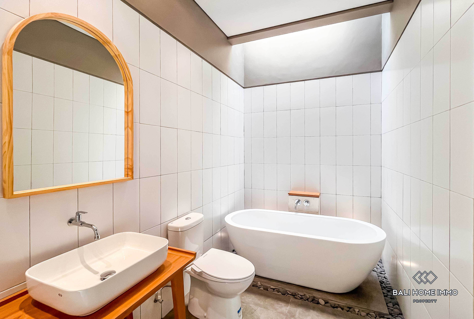 BRAND NEW 1 BEDROOM VILLA FOR YEARLY & MONTHLY RENTAL IN PANDAWA KUTUH — image 11