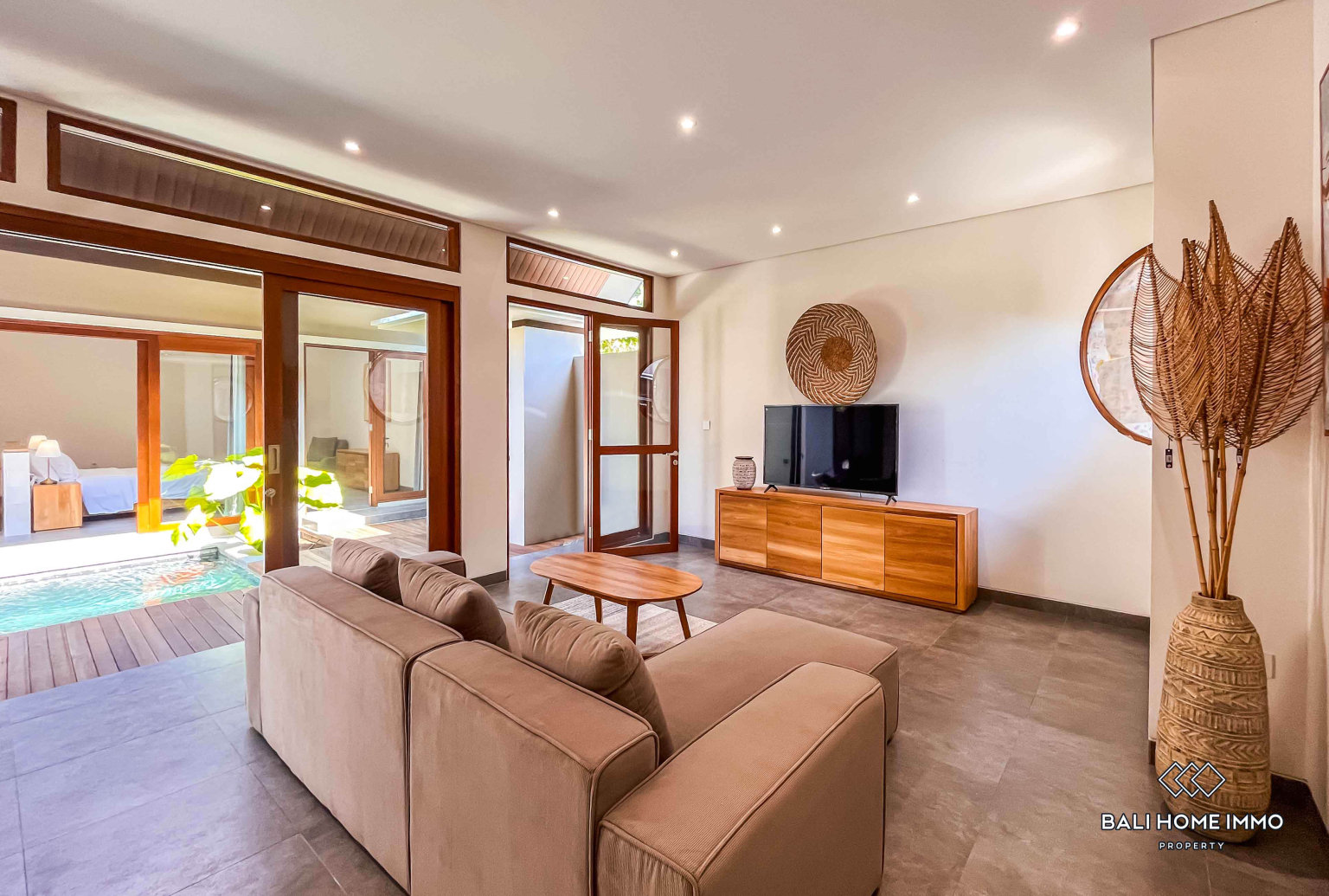 BRAND NEW 1 BEDROOM VILLA FOR YEARLY & MONTHLY RENTAL IN PANDAWA KUTUH — image 2