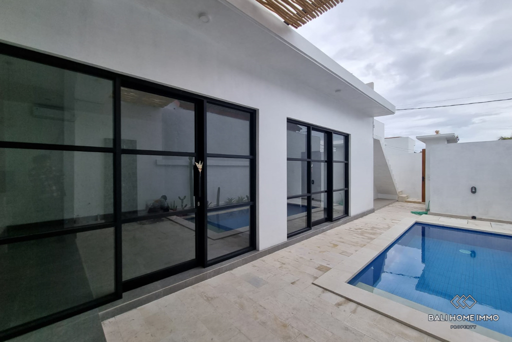 Brand New 2 Bedroom Villa for Yearly Rental in Bali Canggu Residential Side — image 2