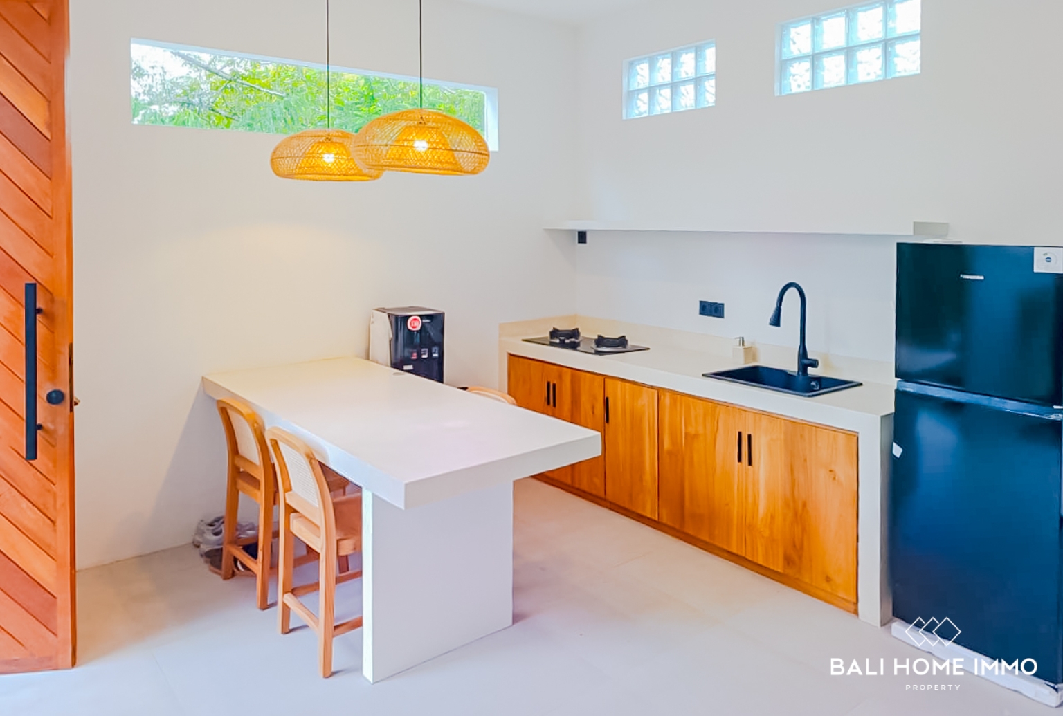 BRAND NEW 2 BEDROOM VILLA WITH HOT TUB FOR RENT IN UNGASAN — image 3