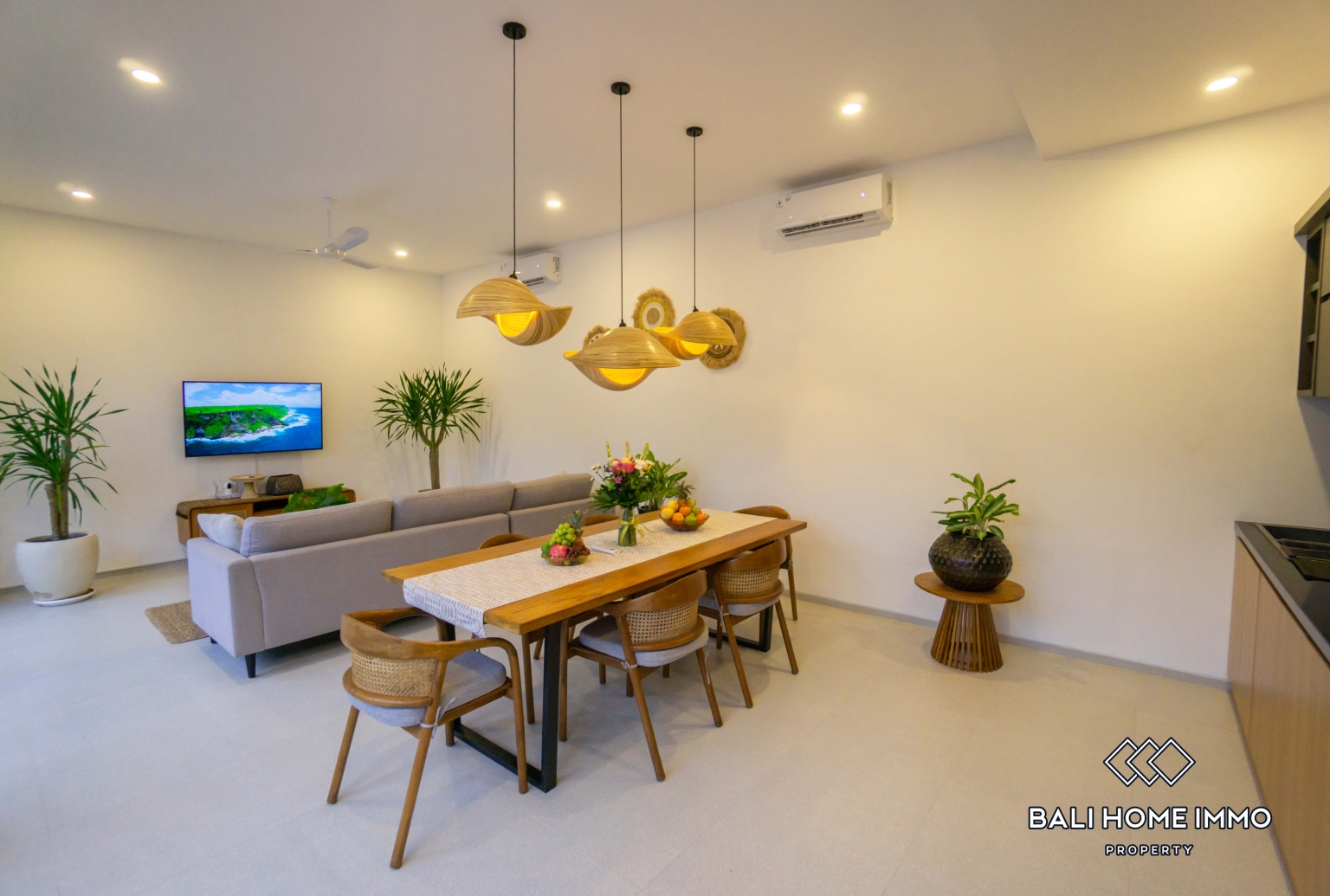 Brand New 3 Bedroom Family Villa for Rent in Umalas — image 4