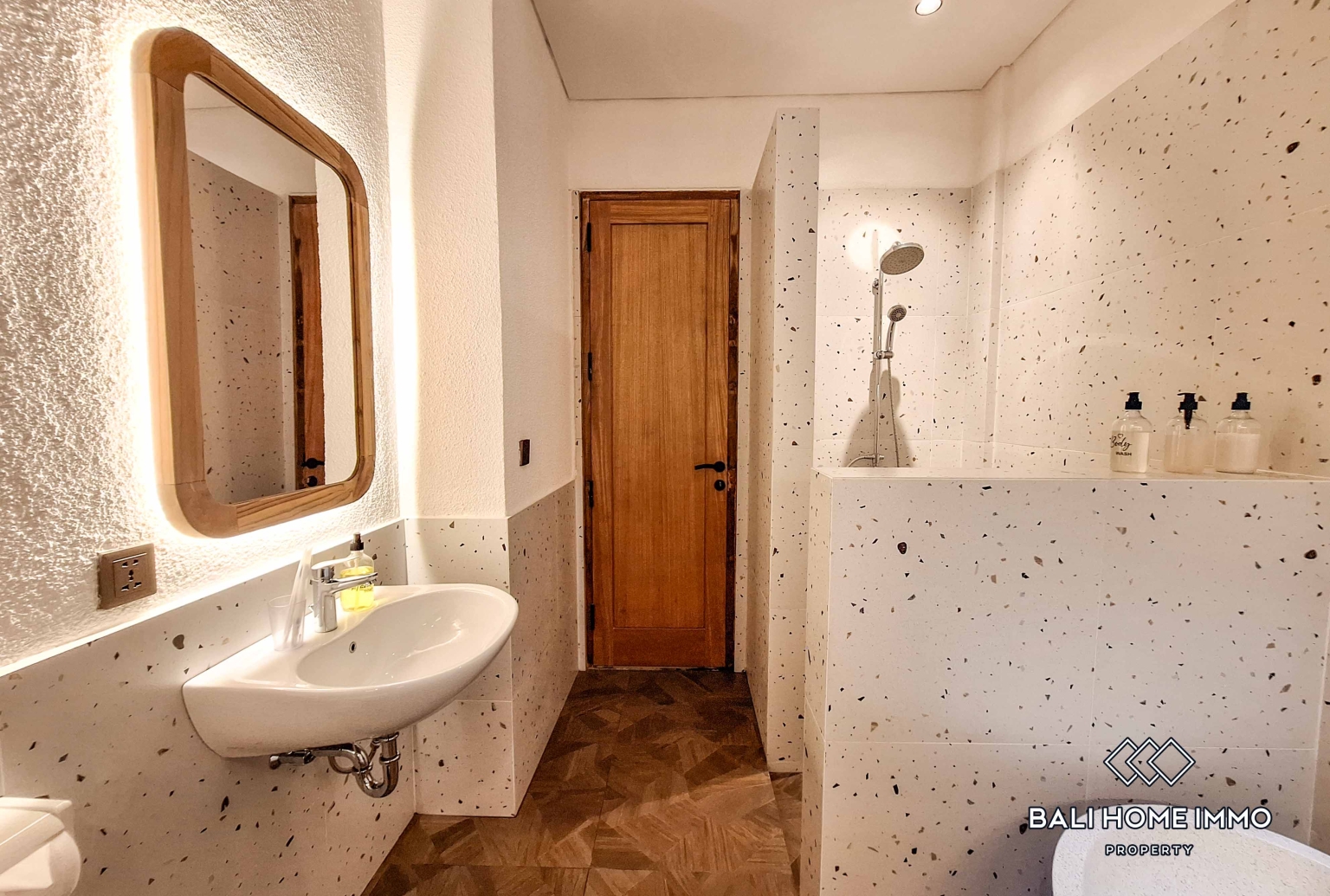 Brand New 3 Bedroom Villa for Rent in Umalas — image 12