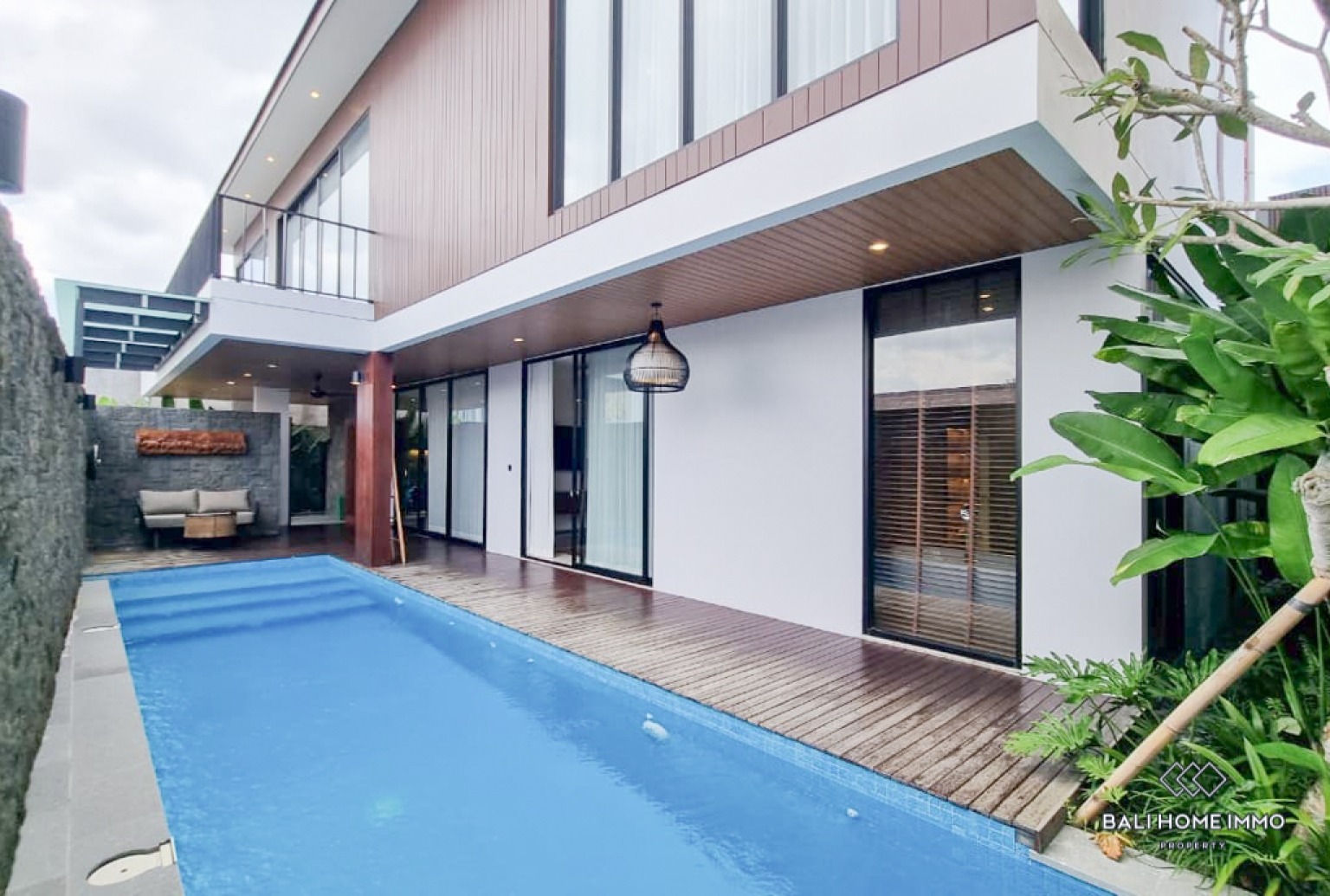 Brand New 3 Bedroom Villa for Yearly Rental in Bali Kerobokan