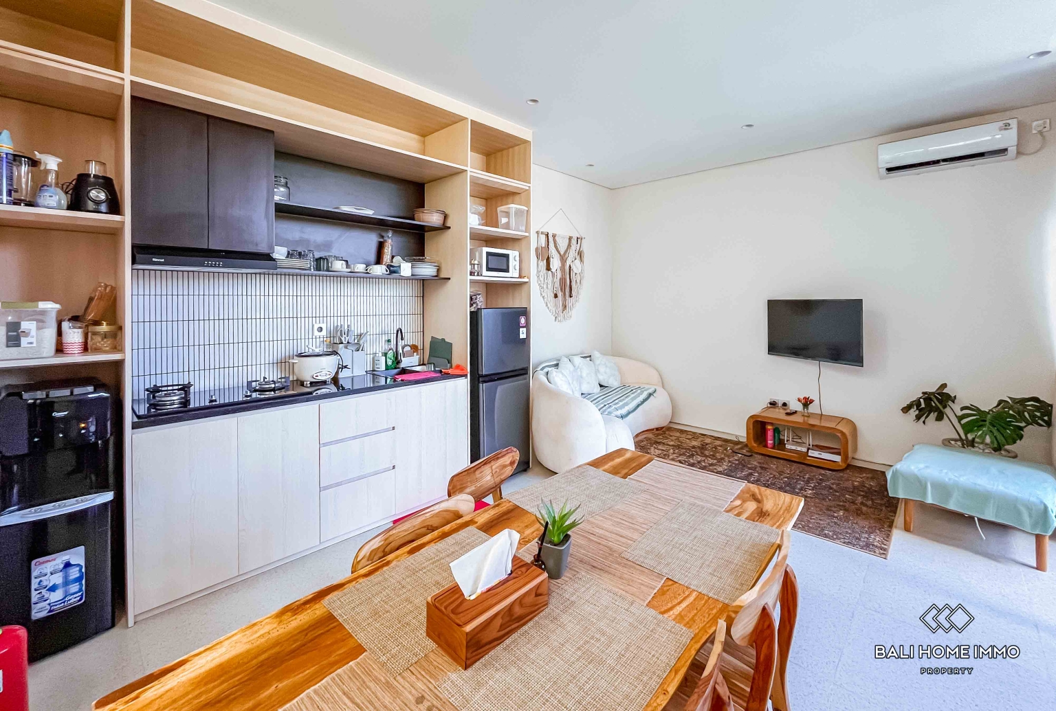 BRAND NEW 3 BEDROOMS VILLA FOR YEARLY AND MONTHLY RENTAL IN BALI - PANDAWA — image 3