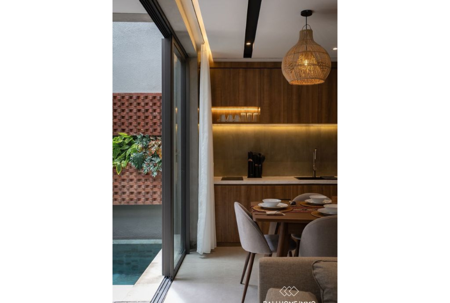 BRAND NEW 3 BEDROOMS VILLA FOR YEARLY & MONTHLY RENTAL IN BALI - JIMBARAN — image 5