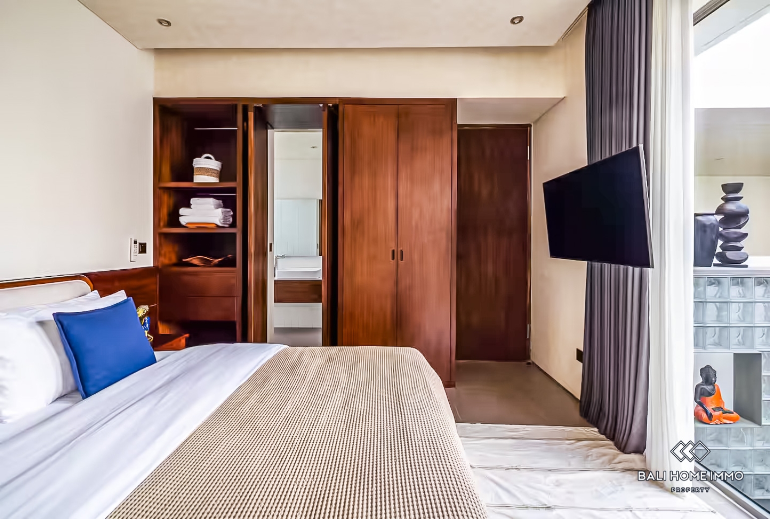 BRAND NEW 3 BEDROOMS VILLA FOR YEARLY & MONTHLY RENTAL IN BALI - UNGASAN — image 8