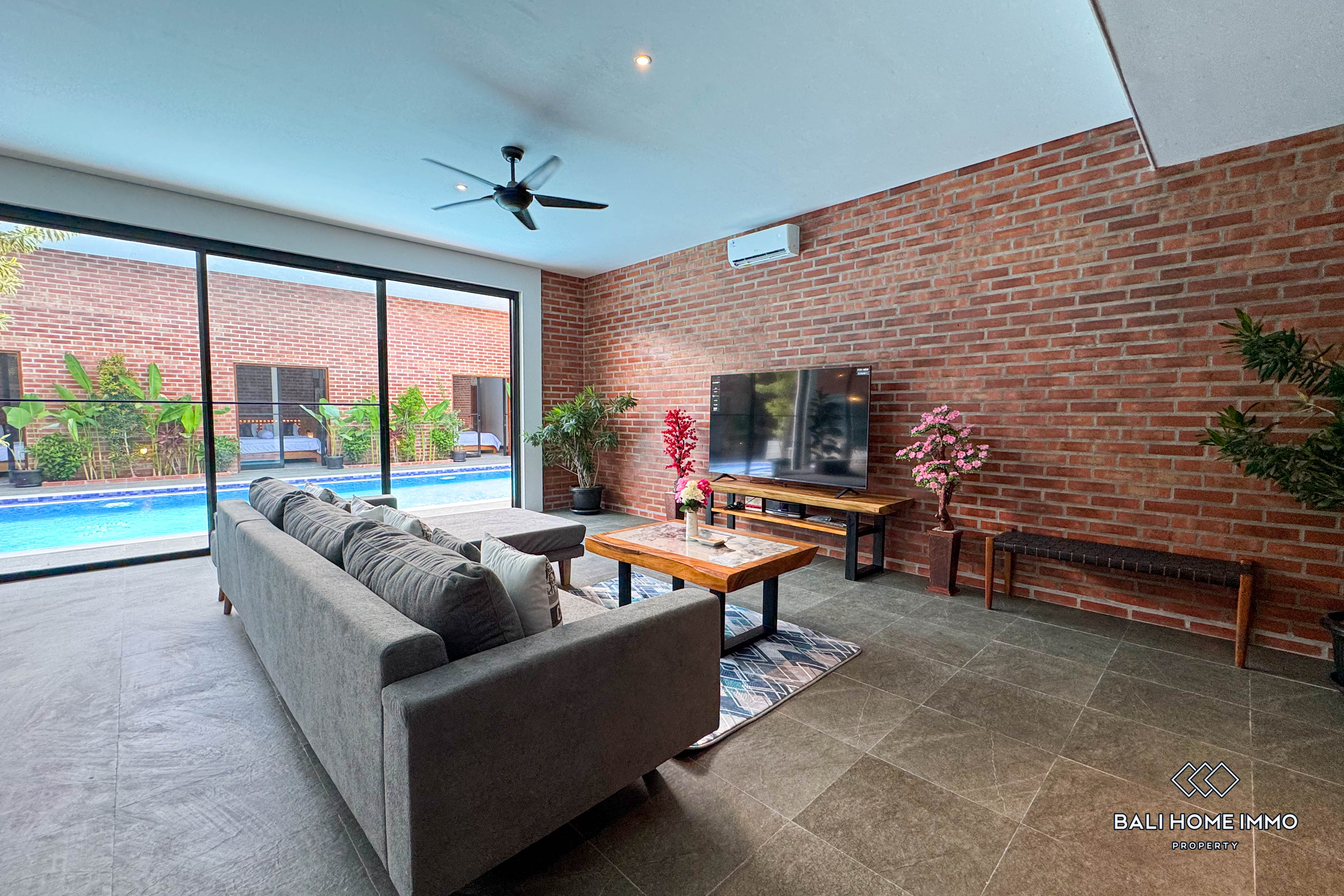 Brand New 4 Bedroom Villa for Rent in Kerobokan — image 13