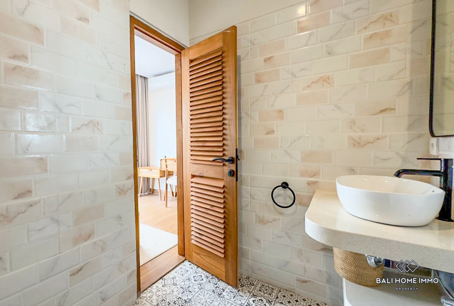 Brand new 4 bedrooms villa for rent in Bali - Canggu residential side — image 19