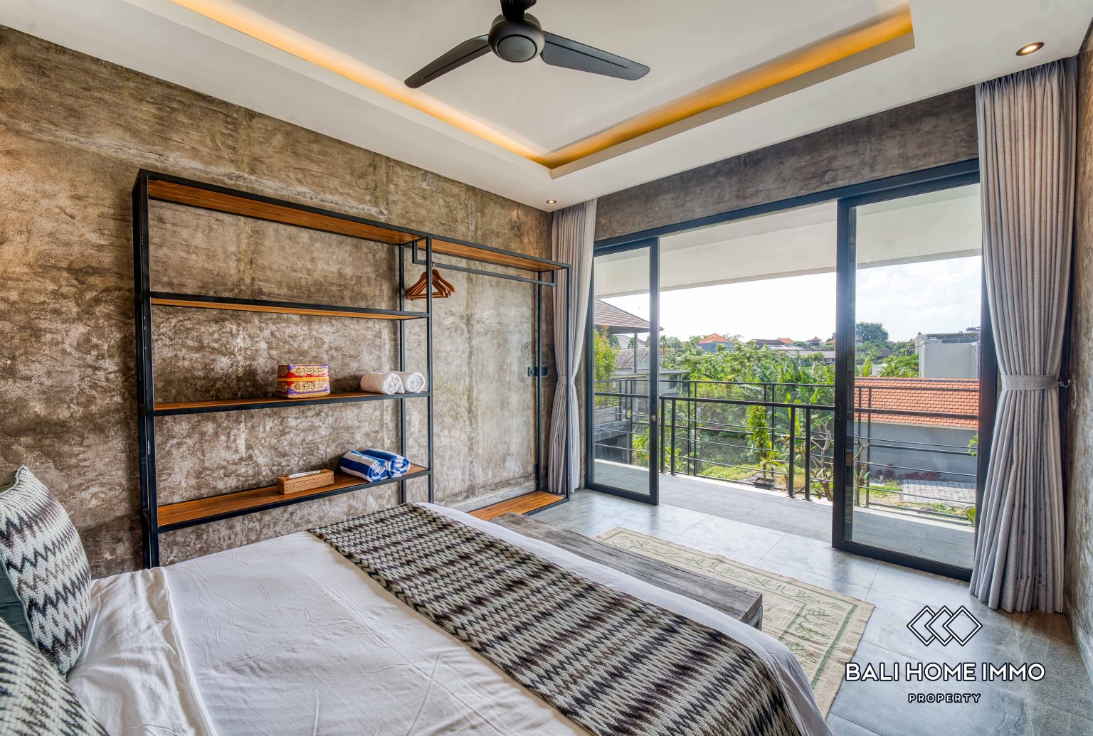 Brand New 5 Bedroom Family Villa for Rent in Canggu Berawa — image 16