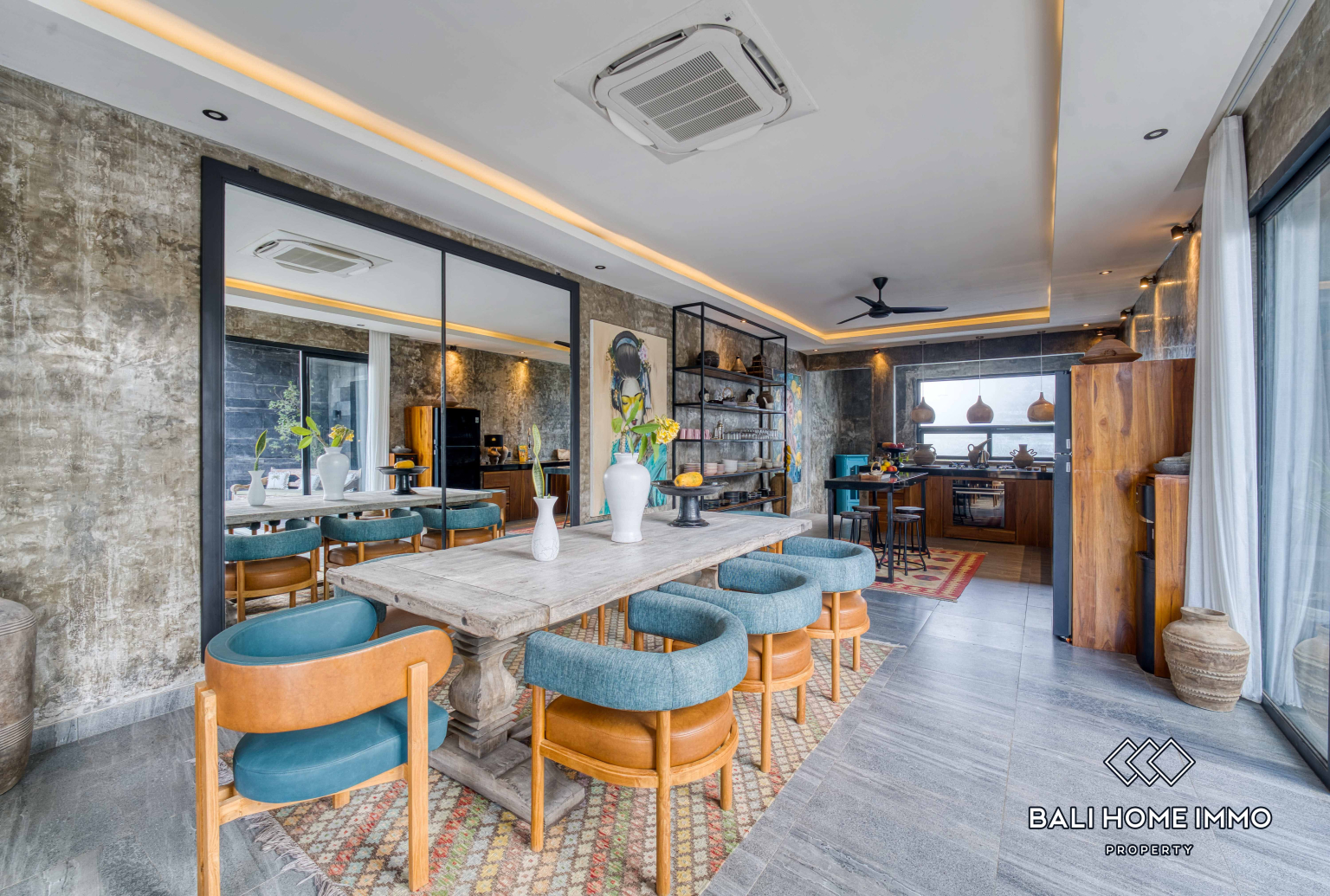 Brand New 5 Bedroom Family Villa for Rent in Canggu Berawa — image 6