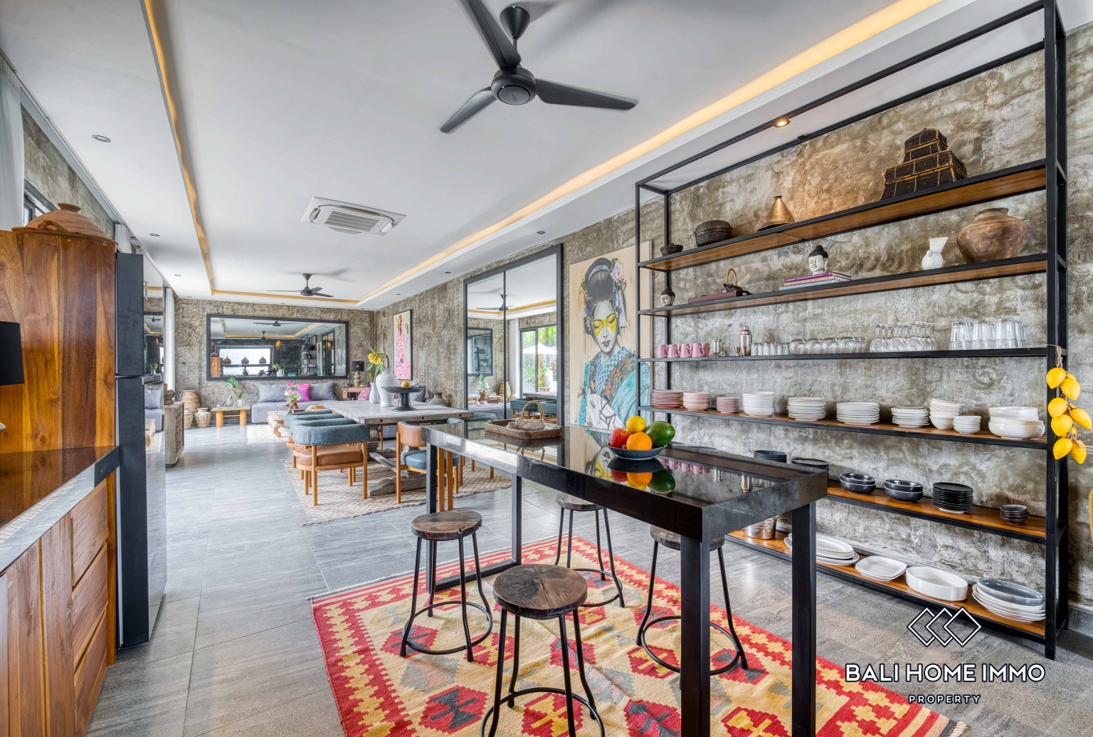 Brand New 5 Bedroom Family Villa for Rent in Canggu Berawa — image 7