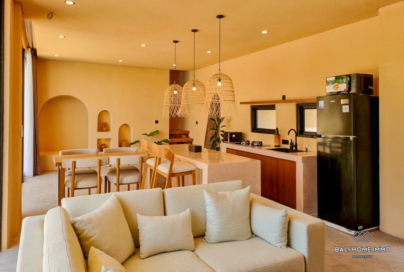 Brand New Modern 2 Bedroom Villa for Yearly Rental in Bali Tumbak Bayuh — image 6
