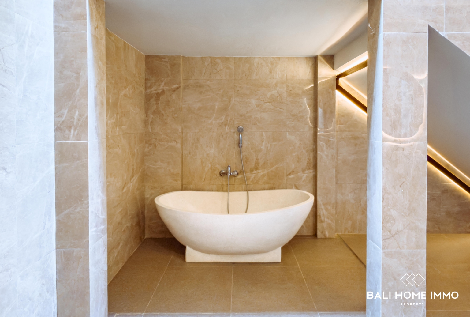 BRAND NEW OCEAN VIEW 4 BEDROOMS VILLA FOR RENTAL IN UNGASAN — image 19