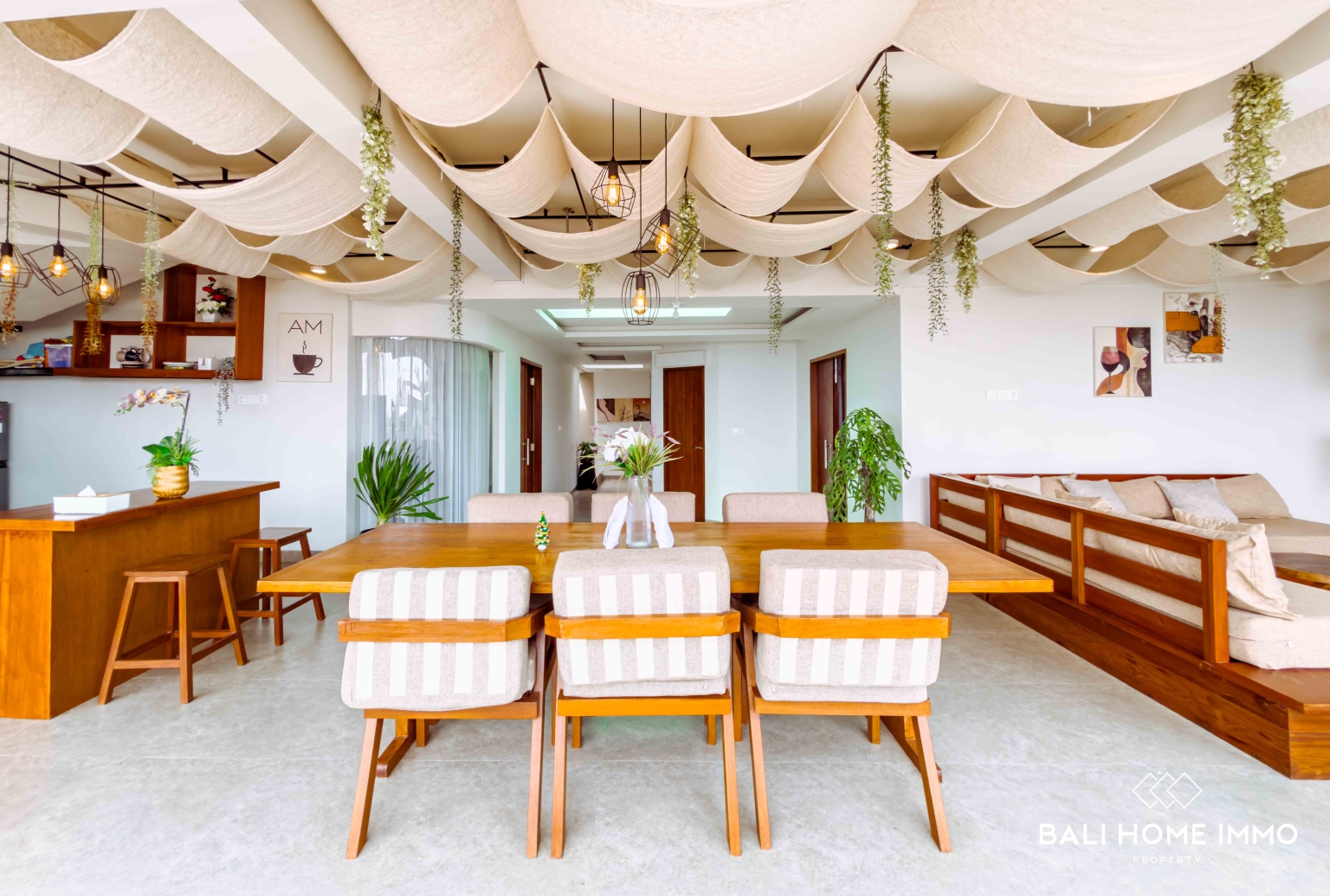 BRAND NEW OCEAN VIEW 4 BEDROOMS VILLA FOR RENTAL IN UNGASAN — image 3