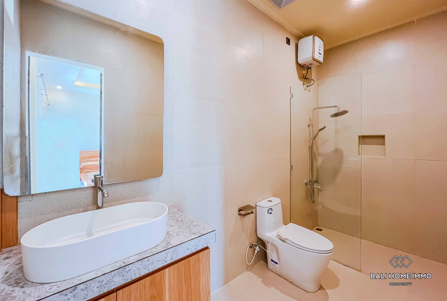 BRAND NEW WITH OCEAN VIEW 3 BEDROOMS VILLA FOR YEARLY RENTAL IN BALI - UNGASAN — image 6