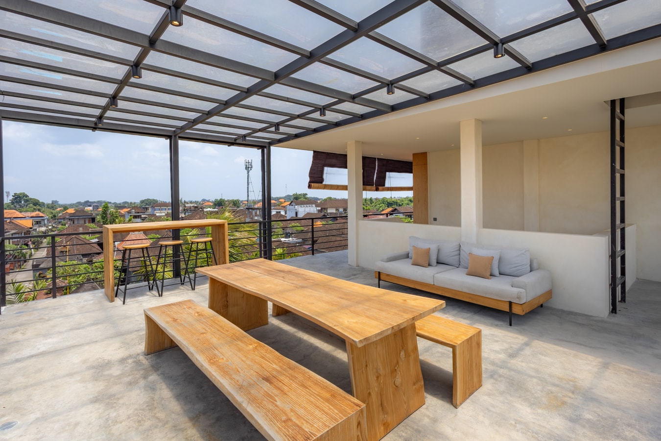 Modern 1BR Center Ubud Studio | Pool, Near Palace - Ubud, Bali — image 7