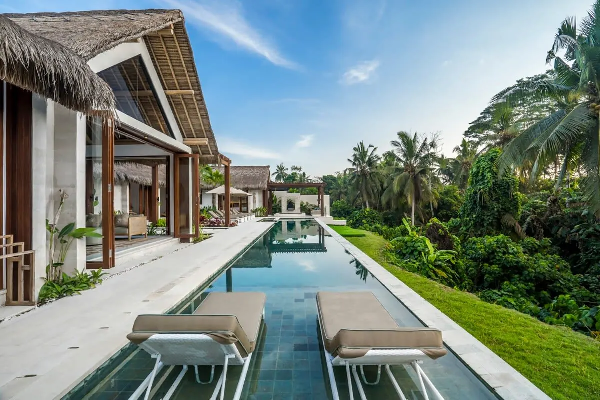 6 BR Thatched Tropical-Modern Villa Ubud — 6BR Villa Rental in Ubud — image 4