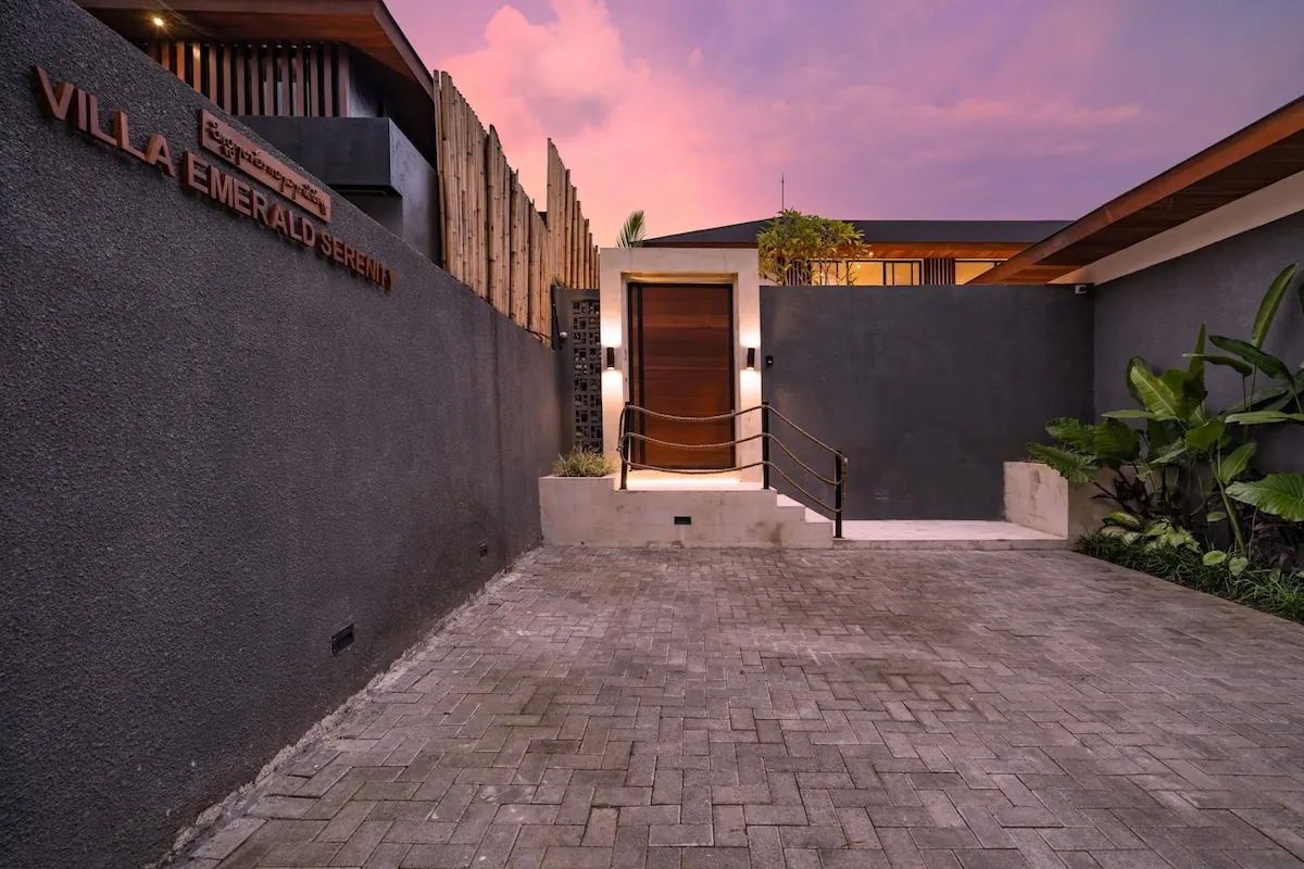 6 BR Tropical Garden Courtyard Retreat Ubud — 6BR Villa Rental in Ubud — image 17