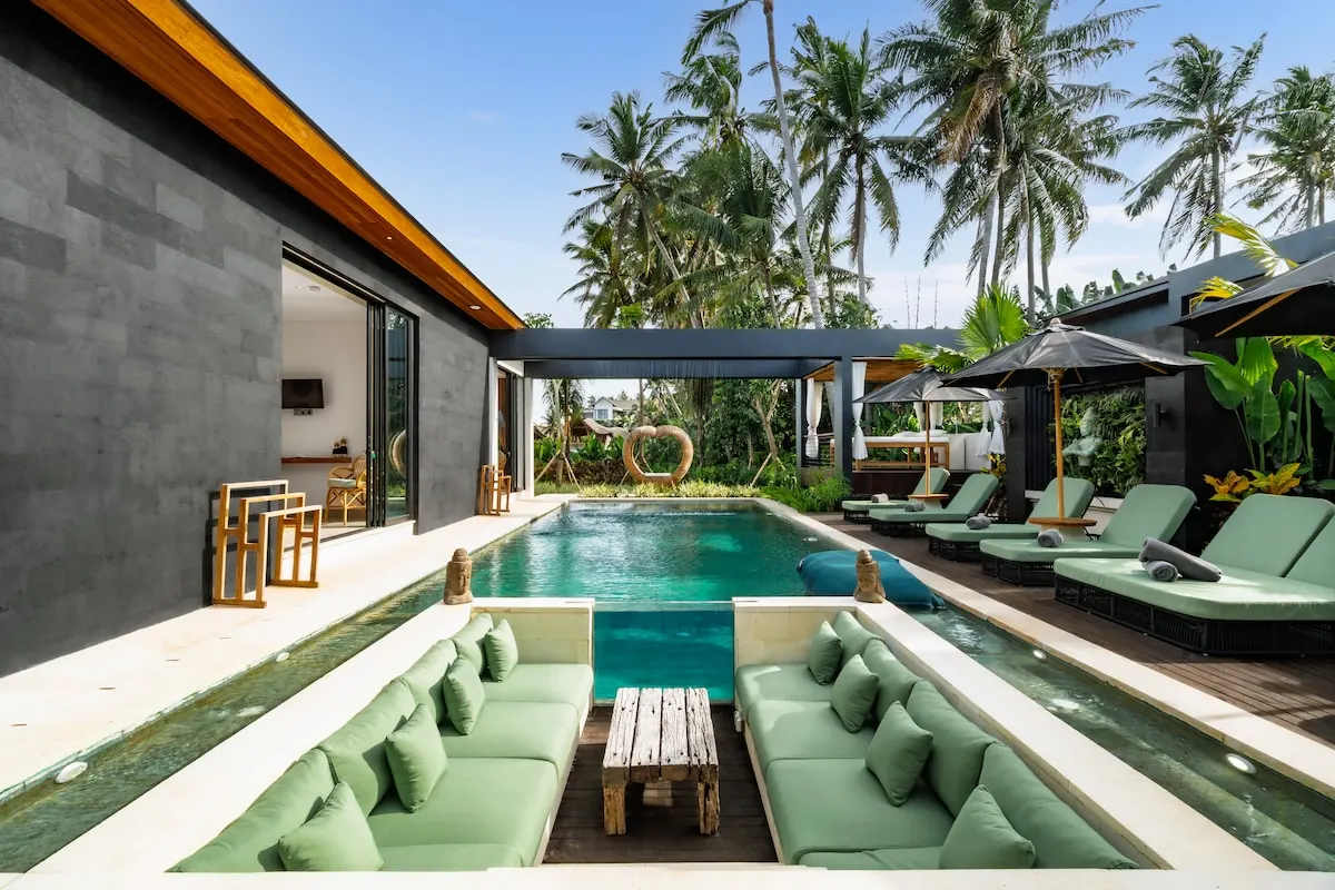 4 BR Tropical-Modern Garden Villa Ubud — 4BR Villa Rental in Ubud — image 10