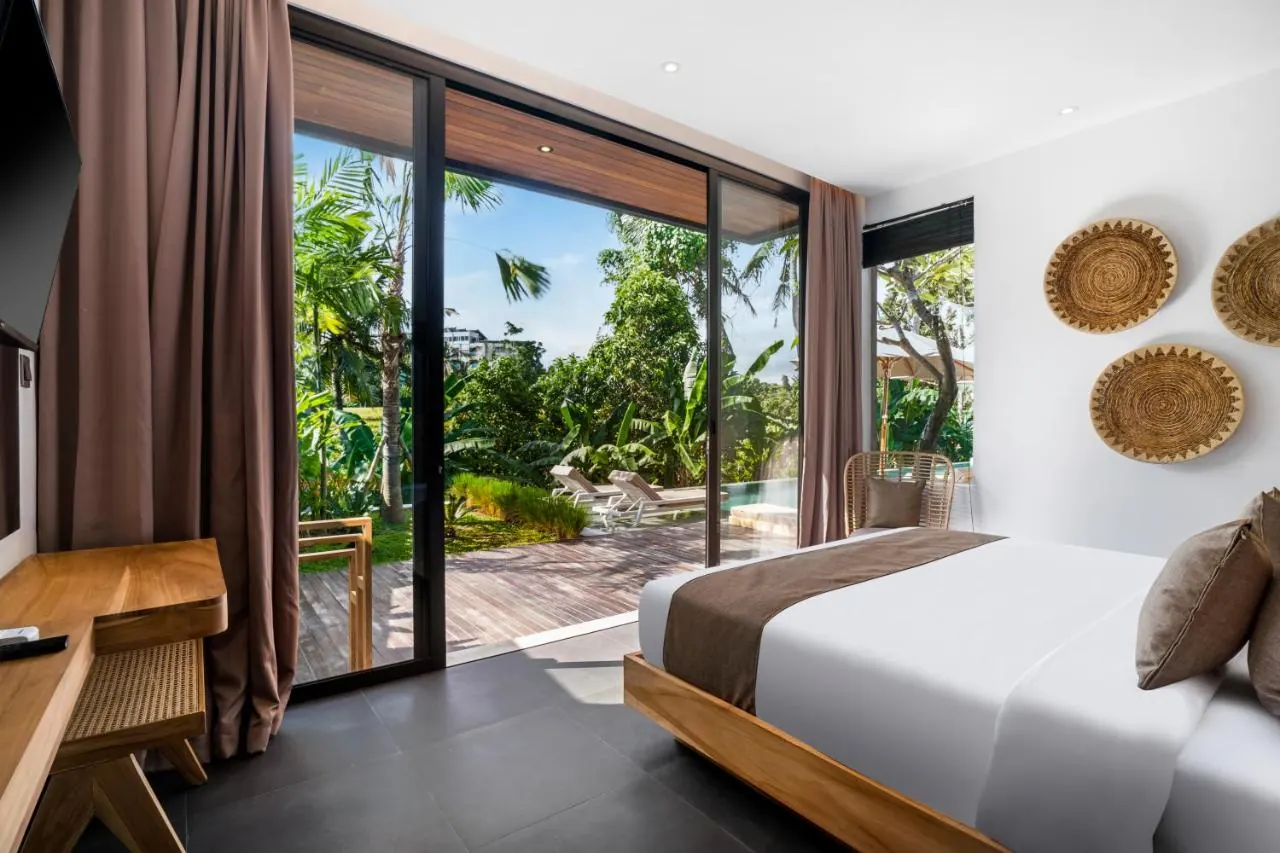 6 BR Rice-Field Wellness Retreat Ubud — 6BR Villa Rental in Ubud — image 13