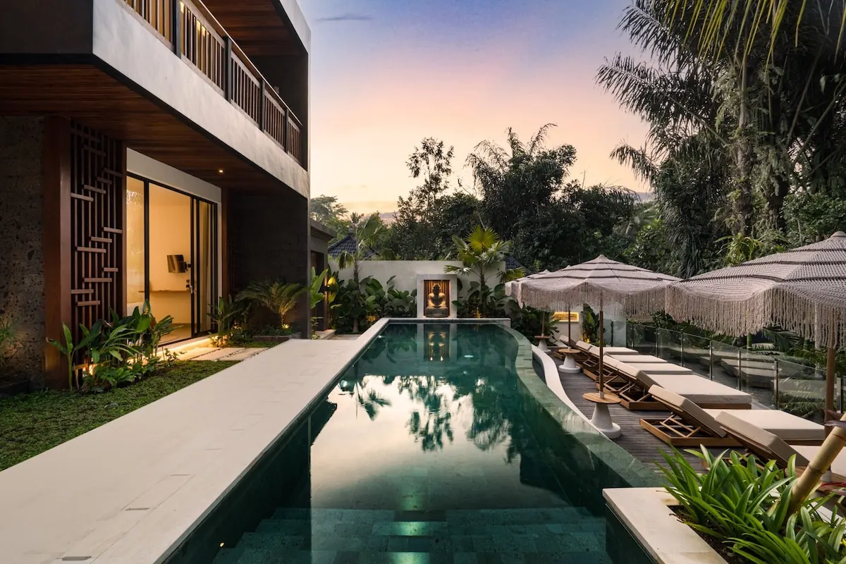 4 BR Tropical-Modern Jungle Retreat Ubud — 4BR Villa Rental in Ubud — image 4