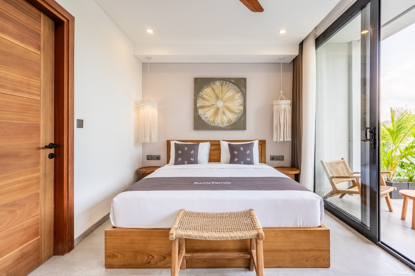One - Bedroom Suite with Terrace in Canggu, Bali — image 5