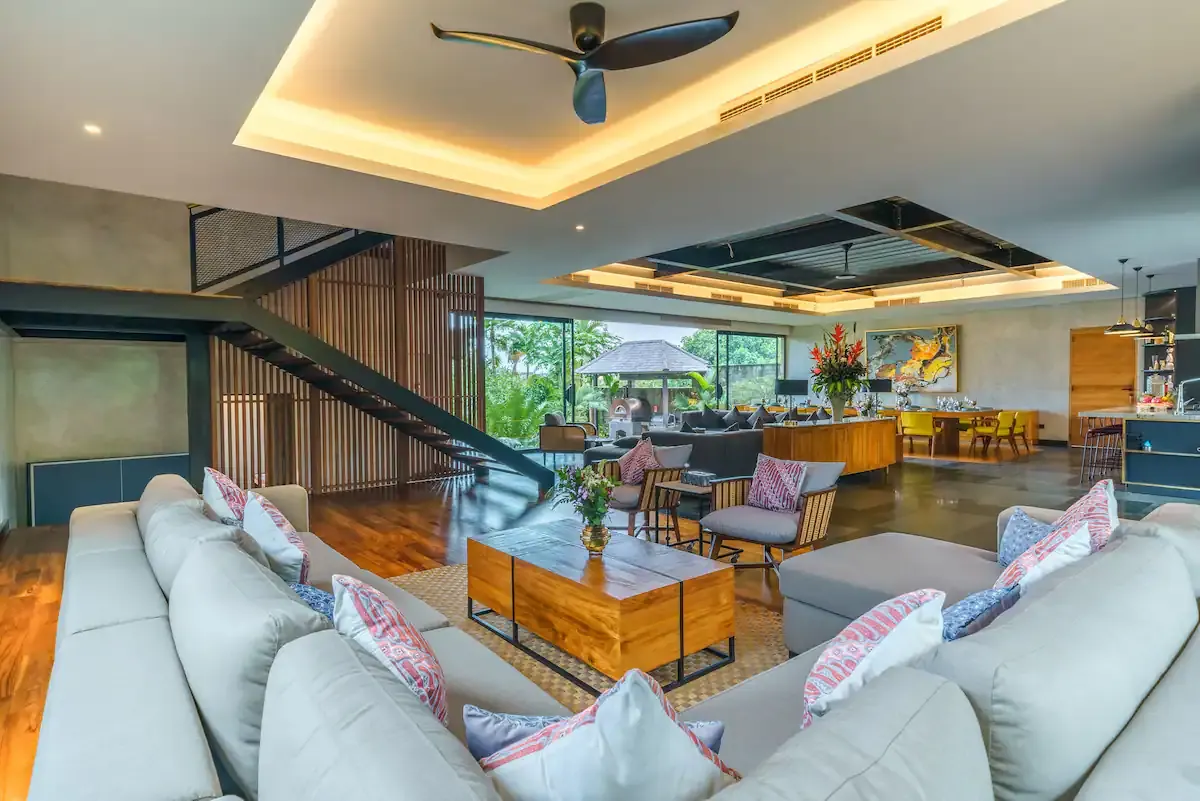 8 BR Colonial Cinema Estate Canggu — 8BR Estate Rental in Pererenan — image 9