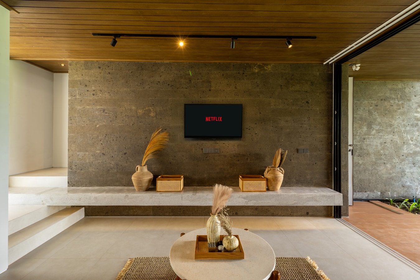 3BR Canggu Villa | Paddy View Pool, Near Gyms in Canggu, Bali — image 15