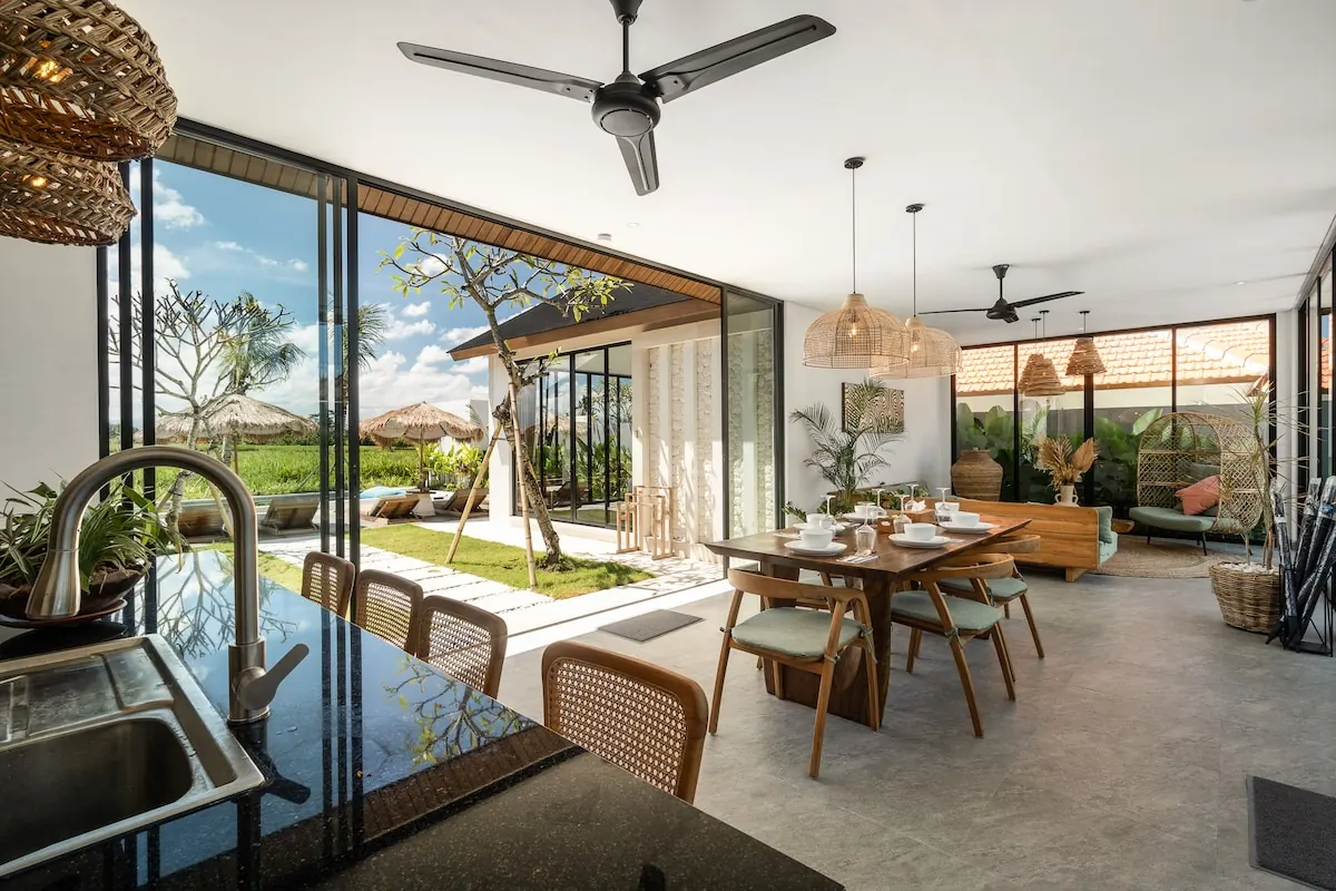 3 BR Rice-Field Tropical-Modern Villa Ubud — 3BR Villa Rental in Ubud — image 8