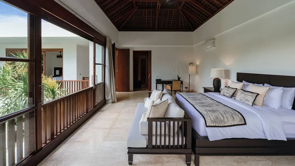3 BR Private Villa Seminyak — 3BR Villa Rental in Seminyak — image 6