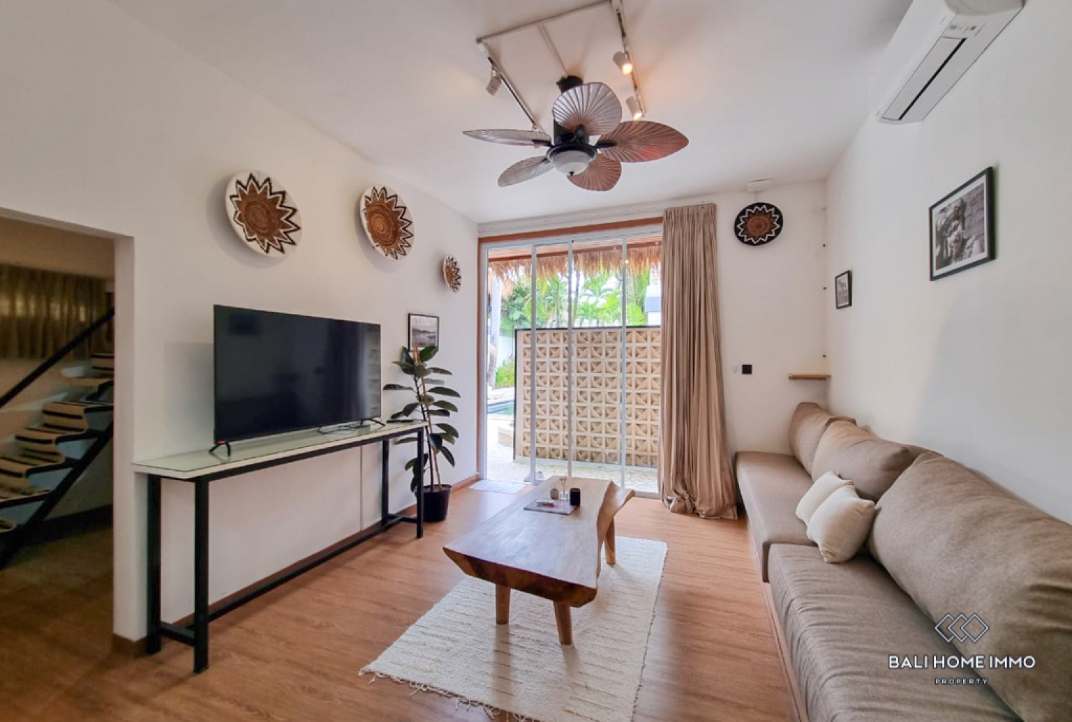 Charming 1 Bedroom Villa for Monthly Rental in Bali Seminyak Oberoi — image 1