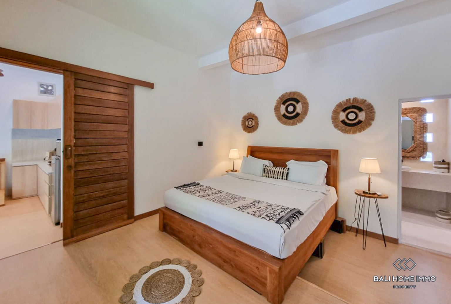 Charming 2 Bedroom Villa for Monthly Rental in Bali Seminyak Oberoi — image 10