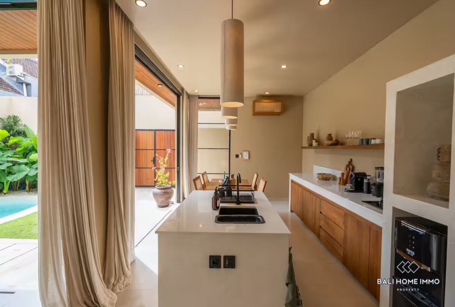 Charming 2 Bedroom Villa for Rental in Bali Pererenan North Side — image 11