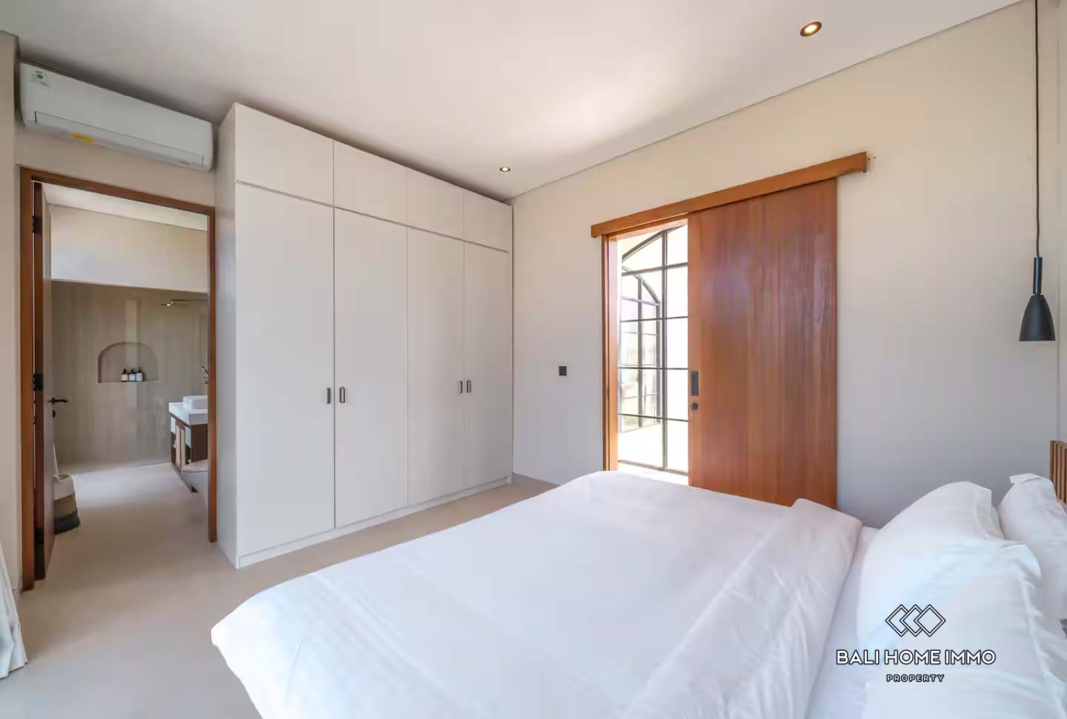 Charming 3 bedroom villa for rent in Cemagi — image 10