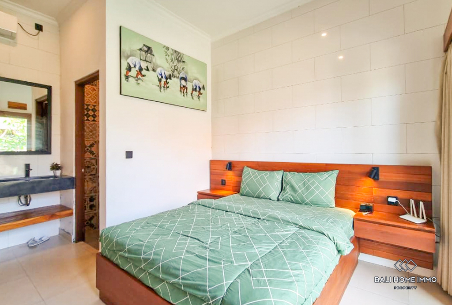 Charming 3 Bedroom Villa for Yearly Rental in Bali Kerobokan — image 10