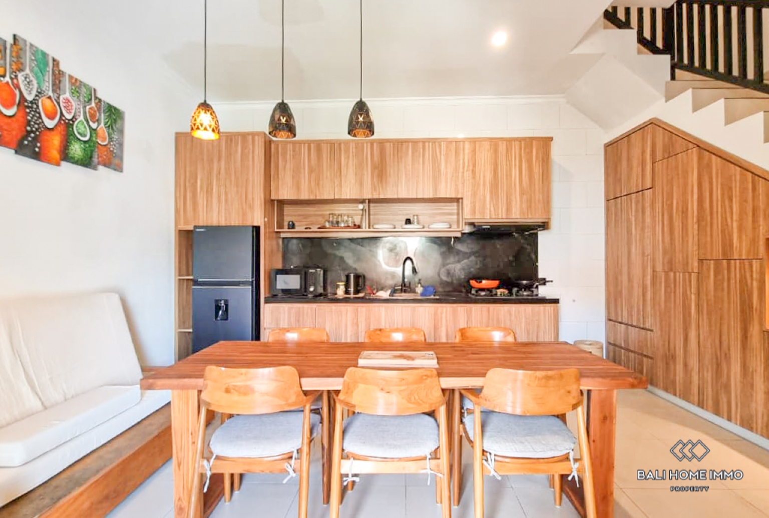 Charming 3 Bedroom Villa for Yearly Rental in Bali Kerobokan — image 2