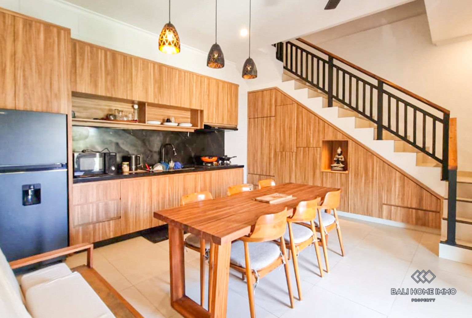 Charming 3 Bedroom Villa for Yearly Rental in Bali Kerobokan — image 1