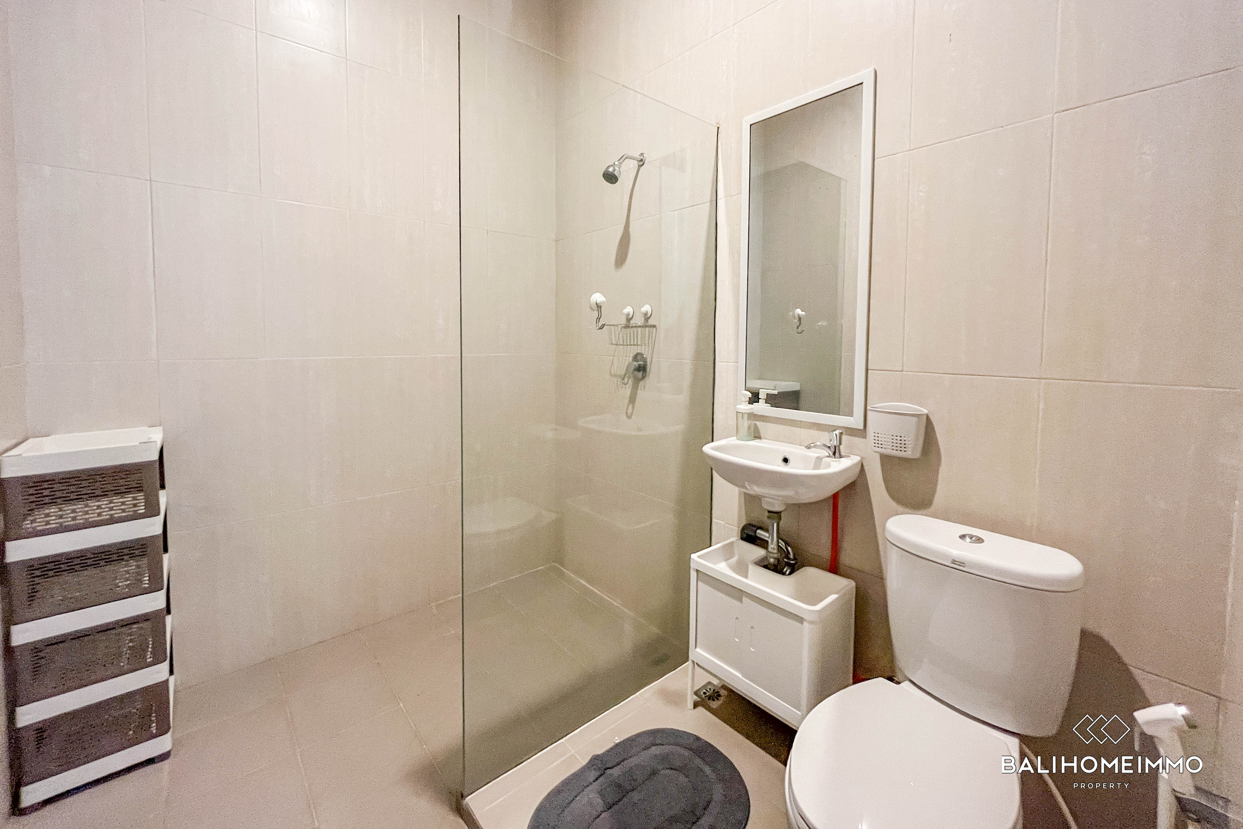 Cozy 2 Bedroom Villa for Rent in Kerobokan Bali — image 10